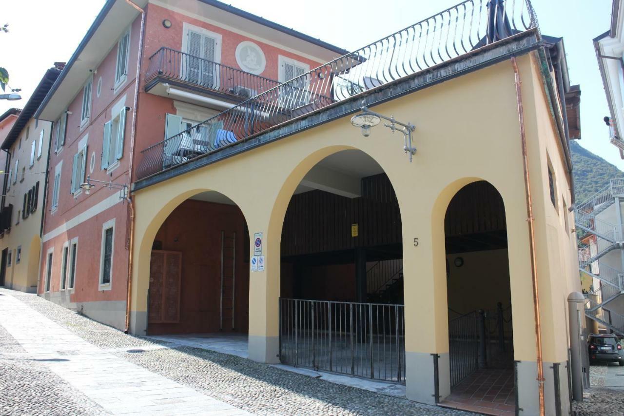 La Casetta Del Porto Sulzano Eksteriør bilde